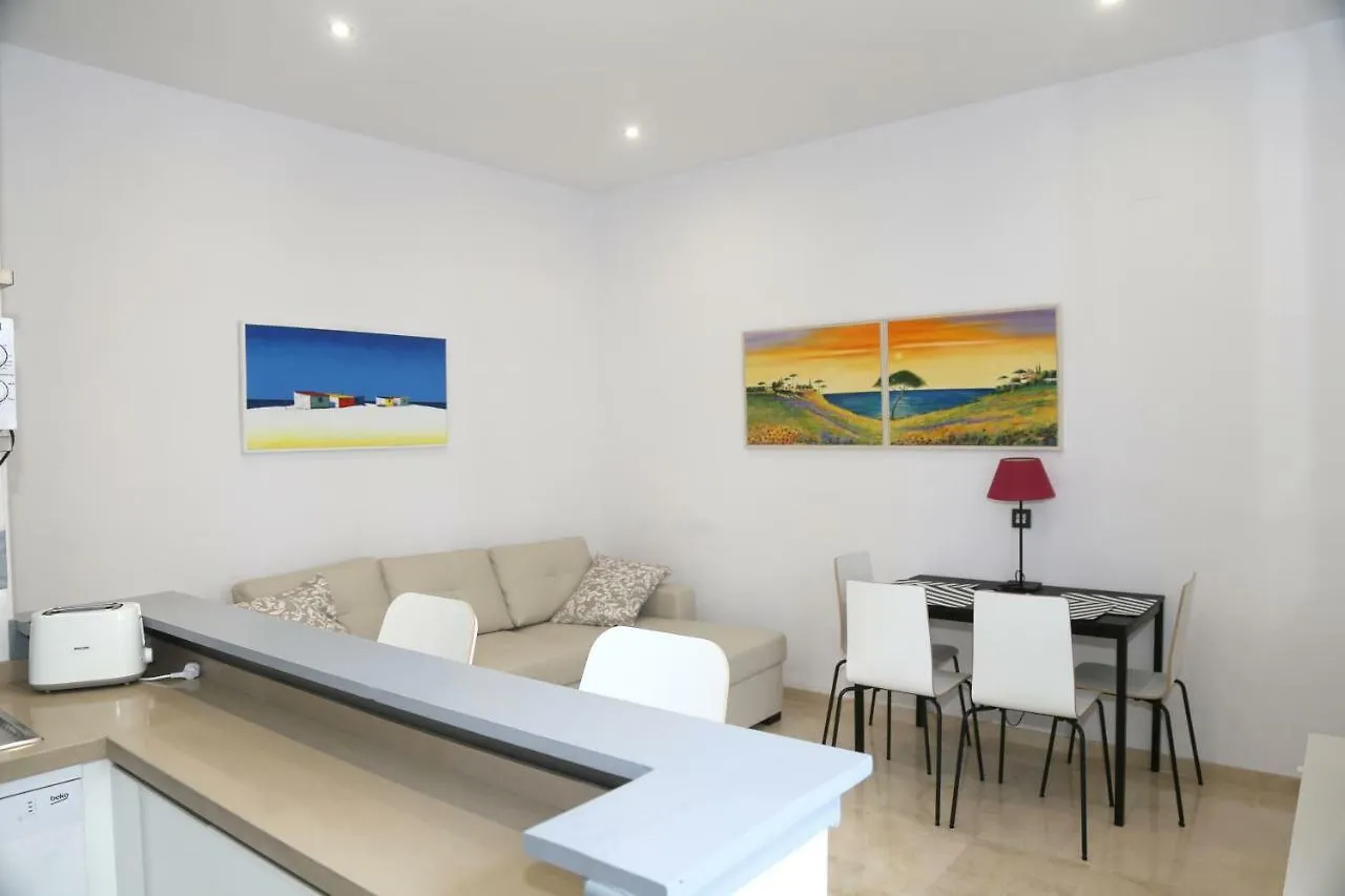 Sweet Home Seville Apartment