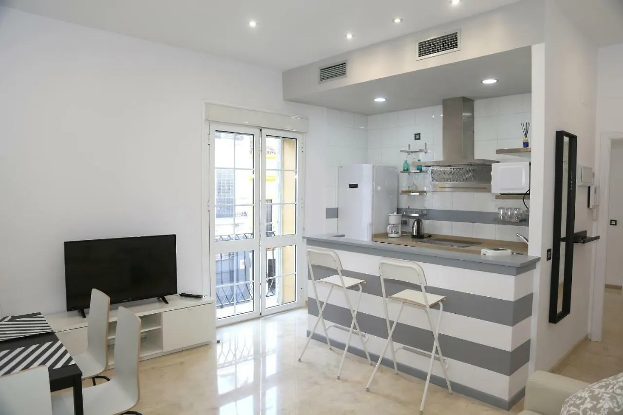 Sweet Home Seville Apartment