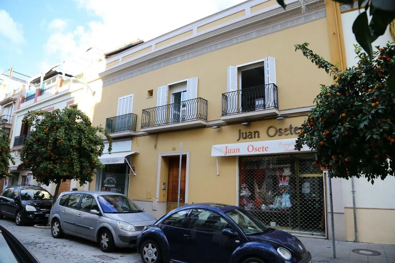 Sweet Home Seville Apartment